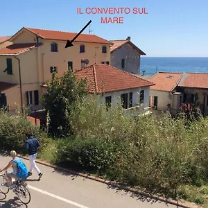 https://il-convento-sul-mare.hotelitalianriviera.com